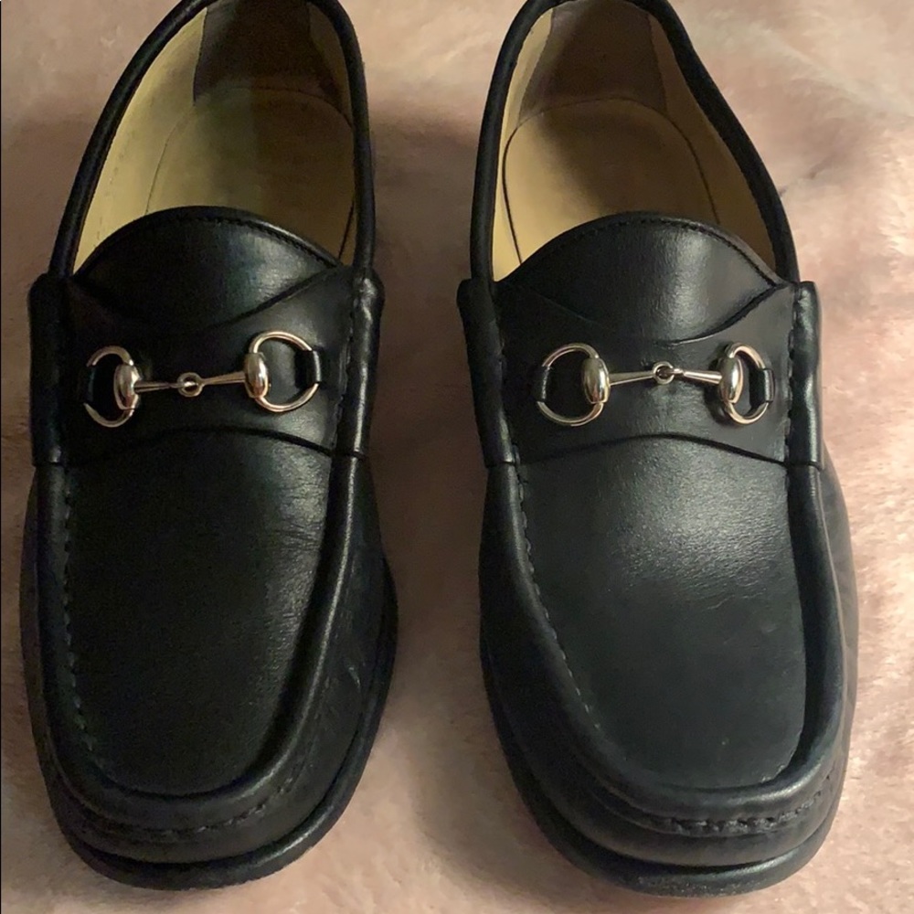 GUCCI silver Horsebit Loafers size 8 women’s